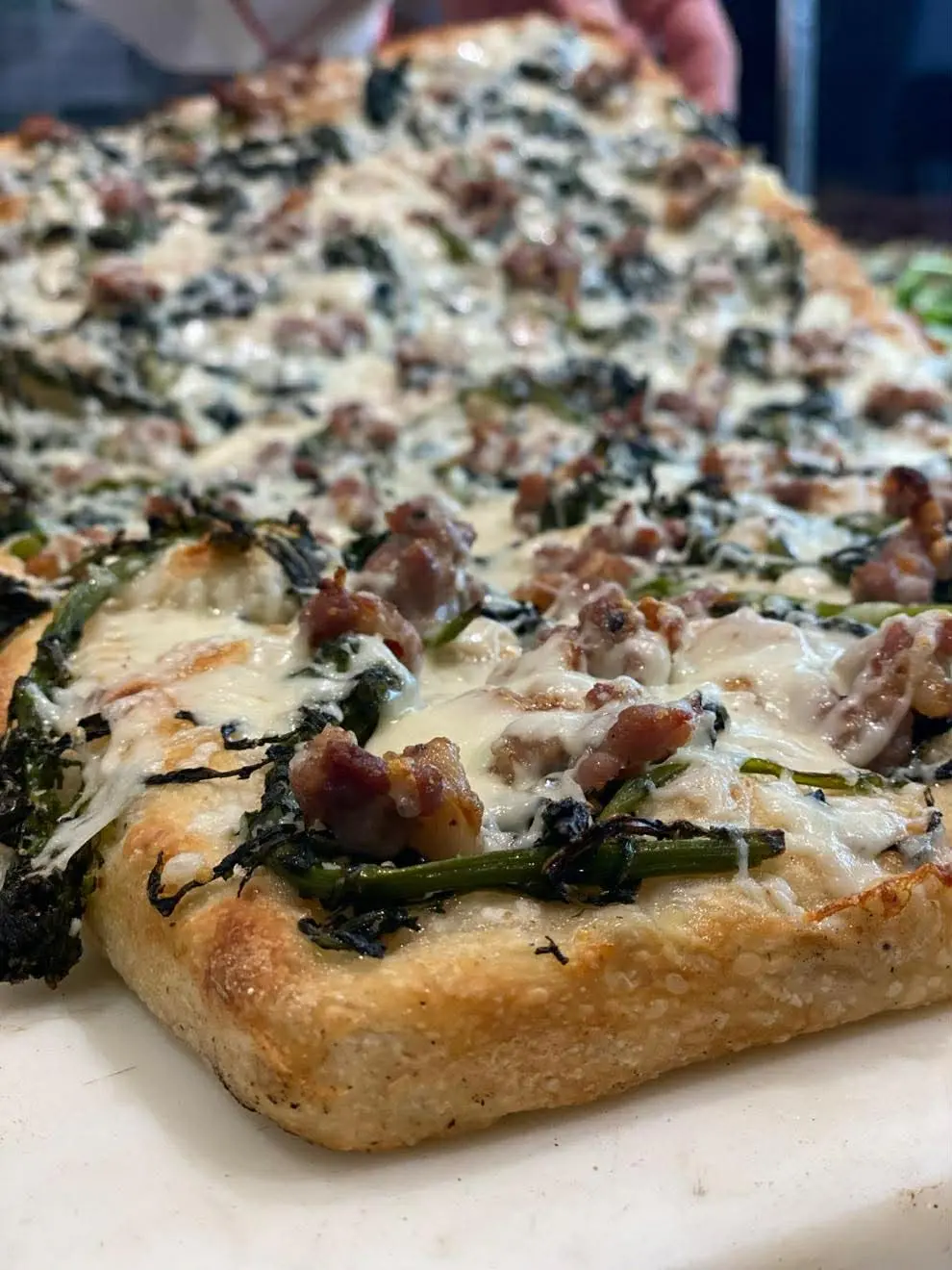 Nos snacks — pizza al taglio et arancini